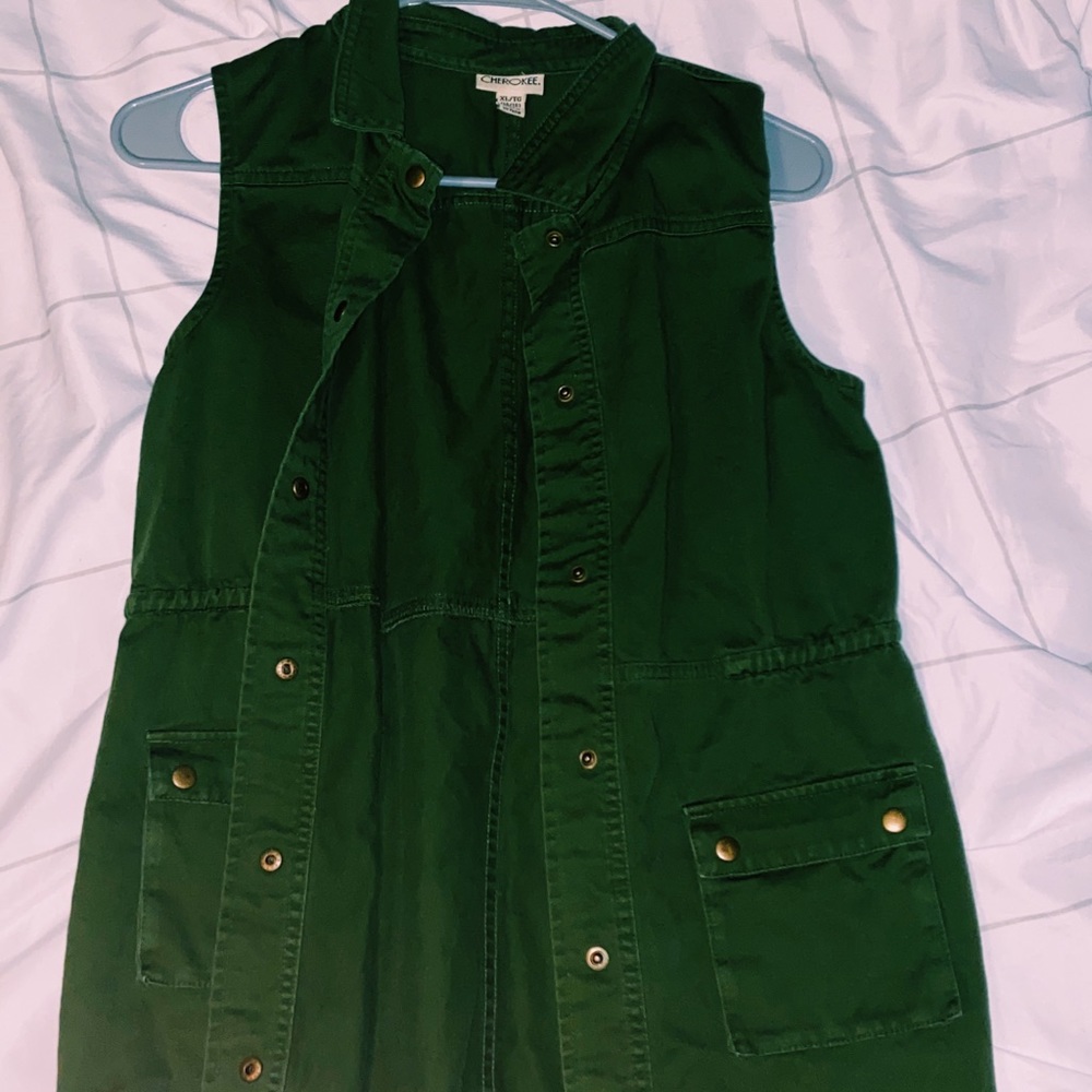 army green button up vest